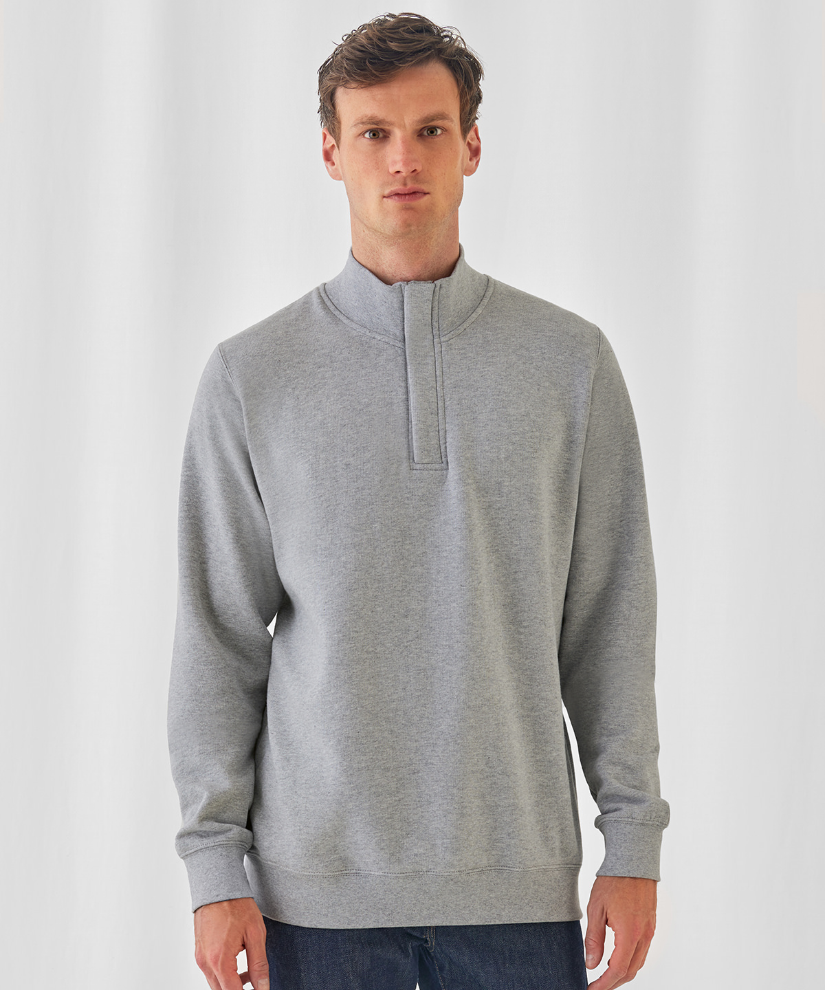 B&C ID.004 Ľ zip sweatshirt