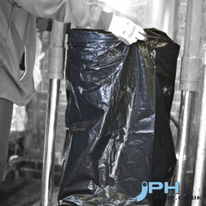 BLACK EXTRA HEAVY COMPACTOR SACKS x 100 (150 LITRE)