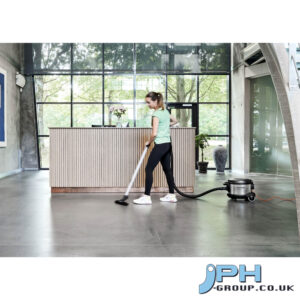 NILFISK VP930 PRO HEPA S2 VACUUM CLEANER